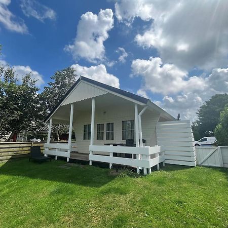 Vakantiehuis Bij Lauwersmeer أنيوم المظهر الخارجي الصورة
